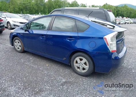 2011 Toyota Prius Two z USA, uszkodzony, nr VIN JTDKN3DU6B1384100